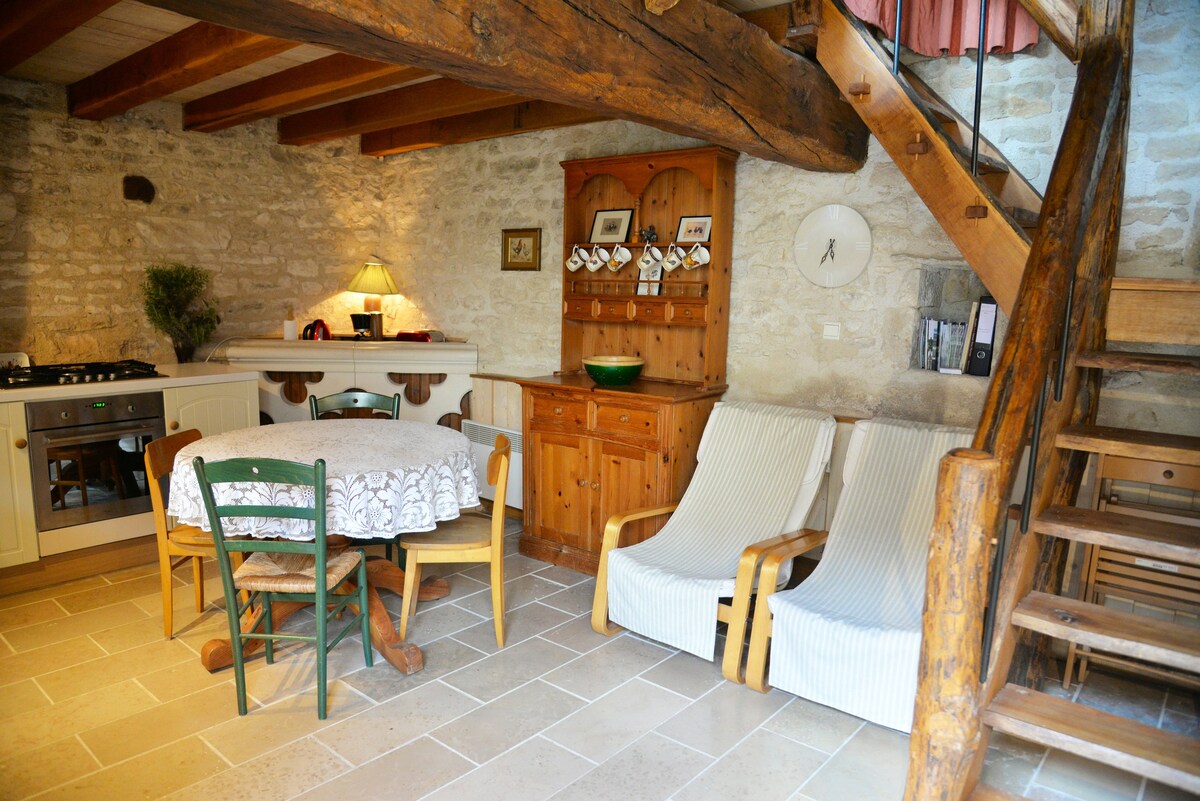 House for 2 ppl. at Perrigny-sur-Armançon