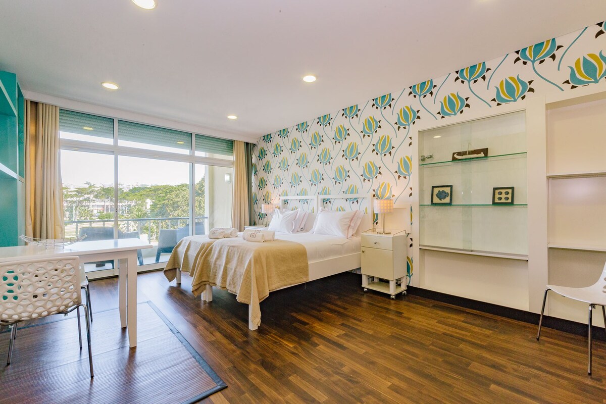 Estoril Beachfront - Balcony Studio 18