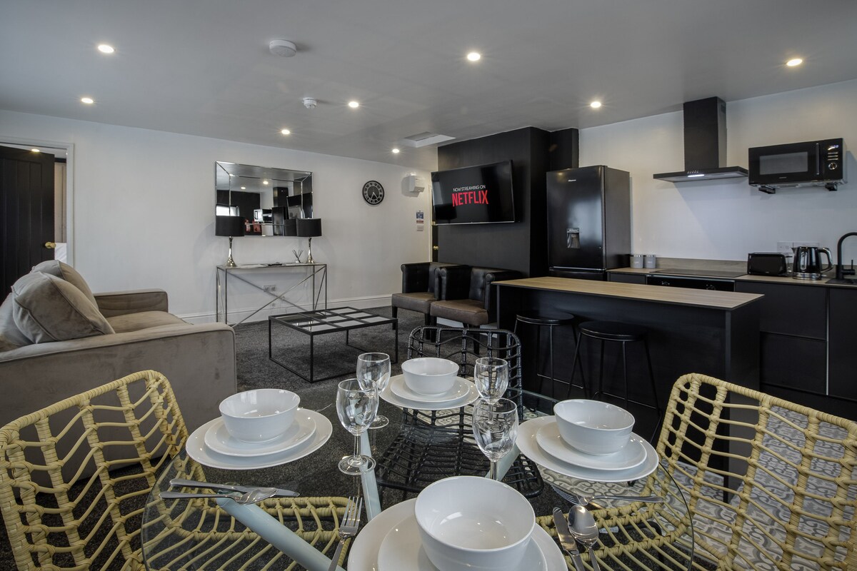 Fifty Nine Luxury Family Apartment