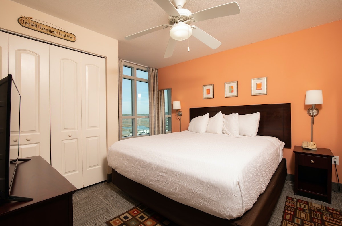 Prince Resort - Tower 2 Inlet View 1 Bedroom