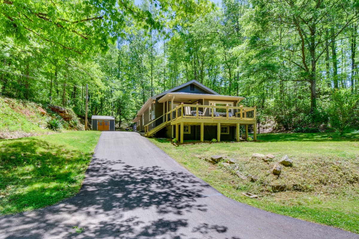 Pet-Friendly Pickens Vacation Rental on 2 Acres!