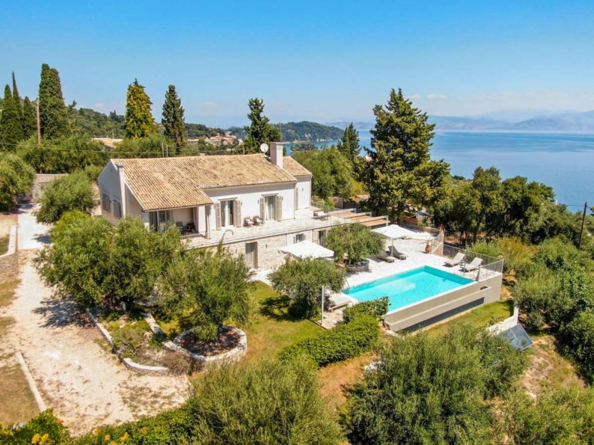 Corfu Dream Holidays Villas Reya