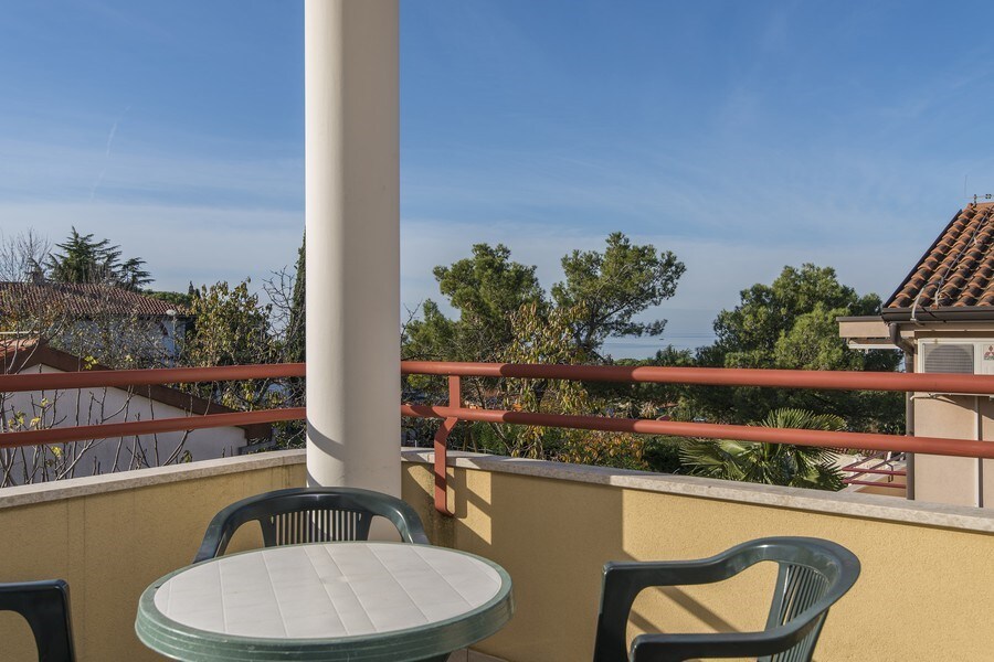 Apartment Martinuzz With Sea View