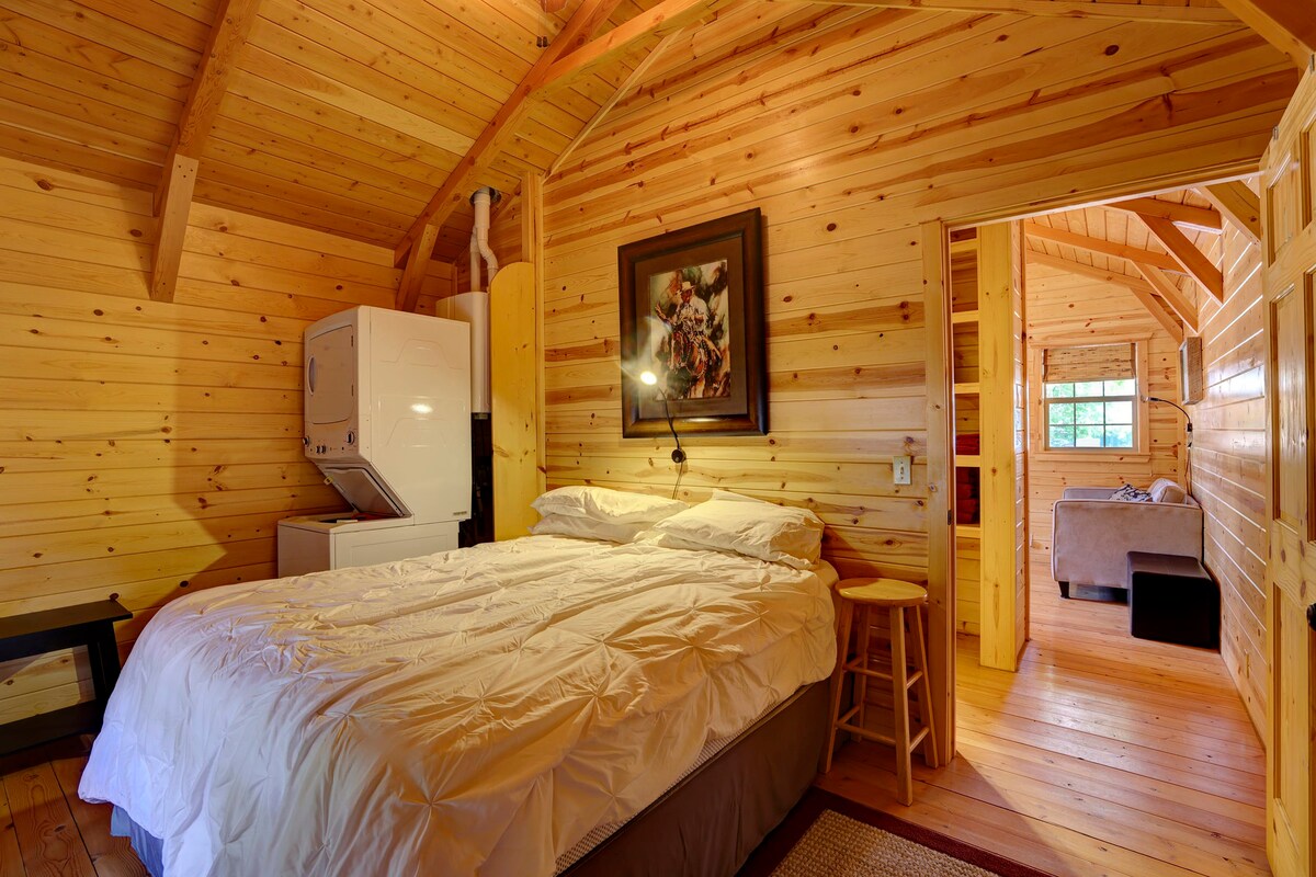 Shire Valley Cabins, Charming Retreat (3 Options!)