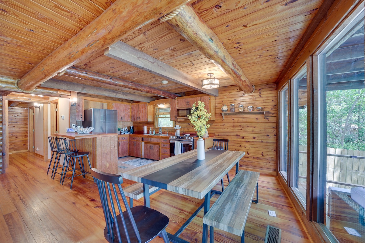 Modern Fairland Log Cabin w/ Lake Access!