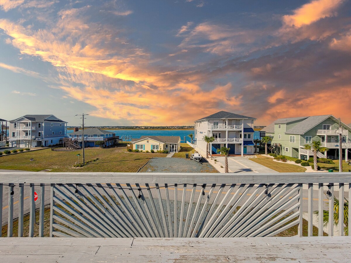 Reel 'em Inn - 4 bdr Home w/ Stunning Sound Views!