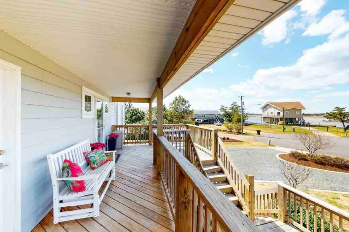 Bayview | 3BR House | Hot Tub & Dock