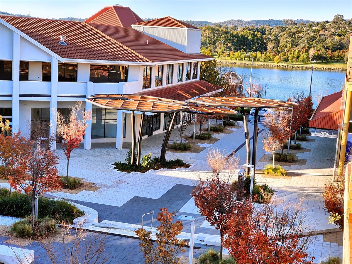 Tuggeranong Short Stay #06 Big Balcony, Lake Views