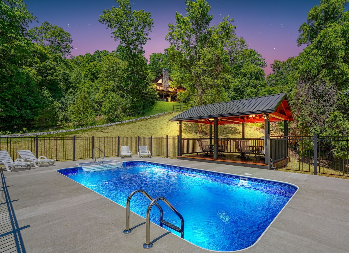 Rent 2, Get 1 Free in April-Pool lodge on 17 acres