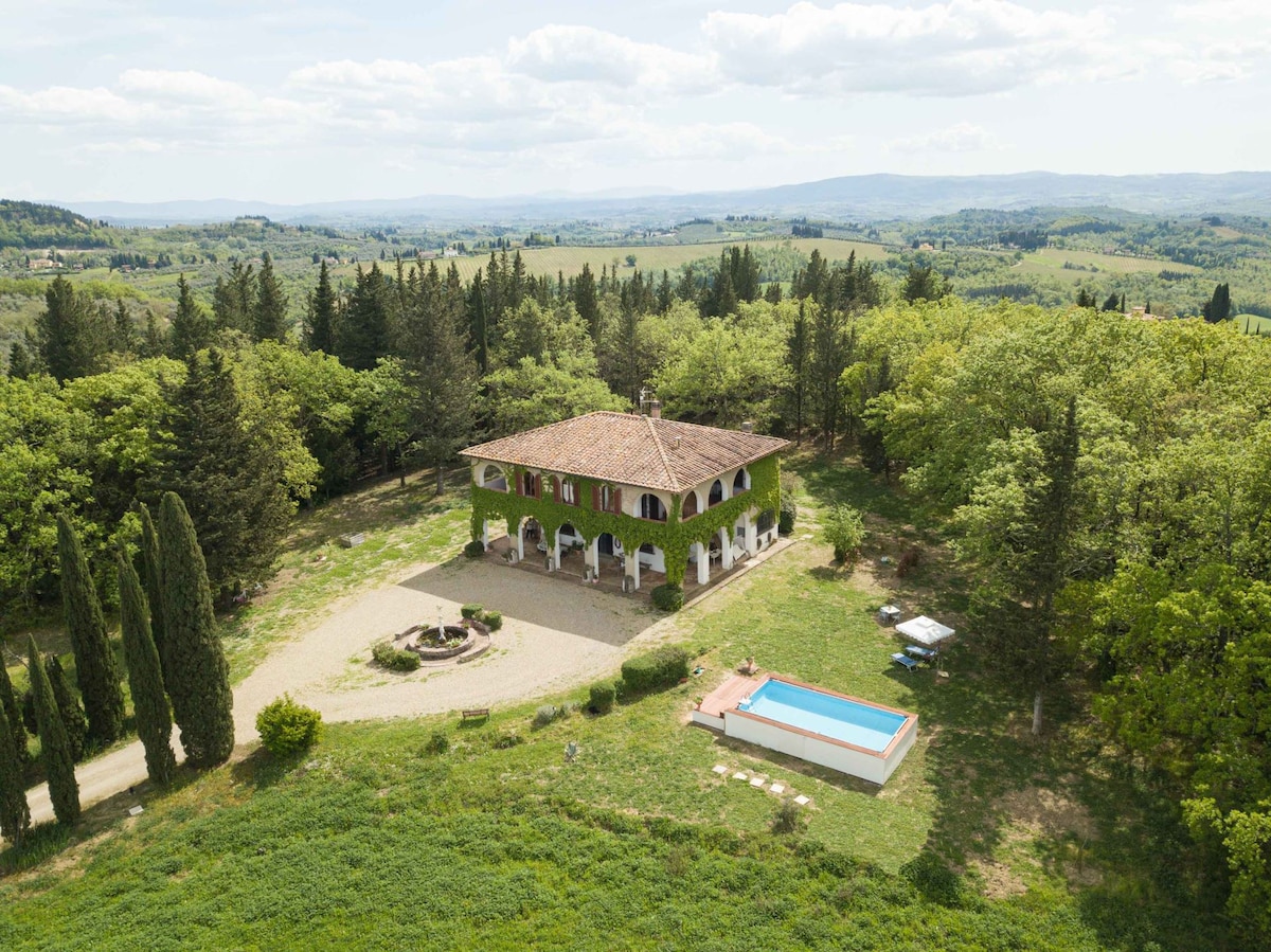 Liberty style villa with pool, VacaVilla Exclusive