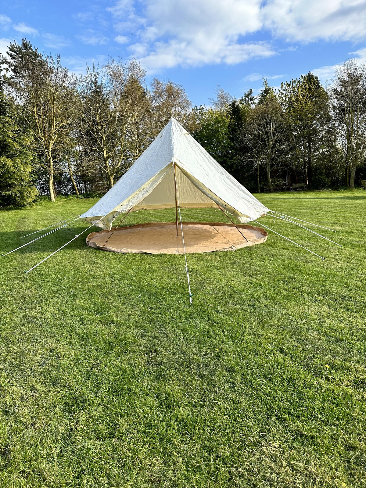 WoodLands Basic Bell Tent 2