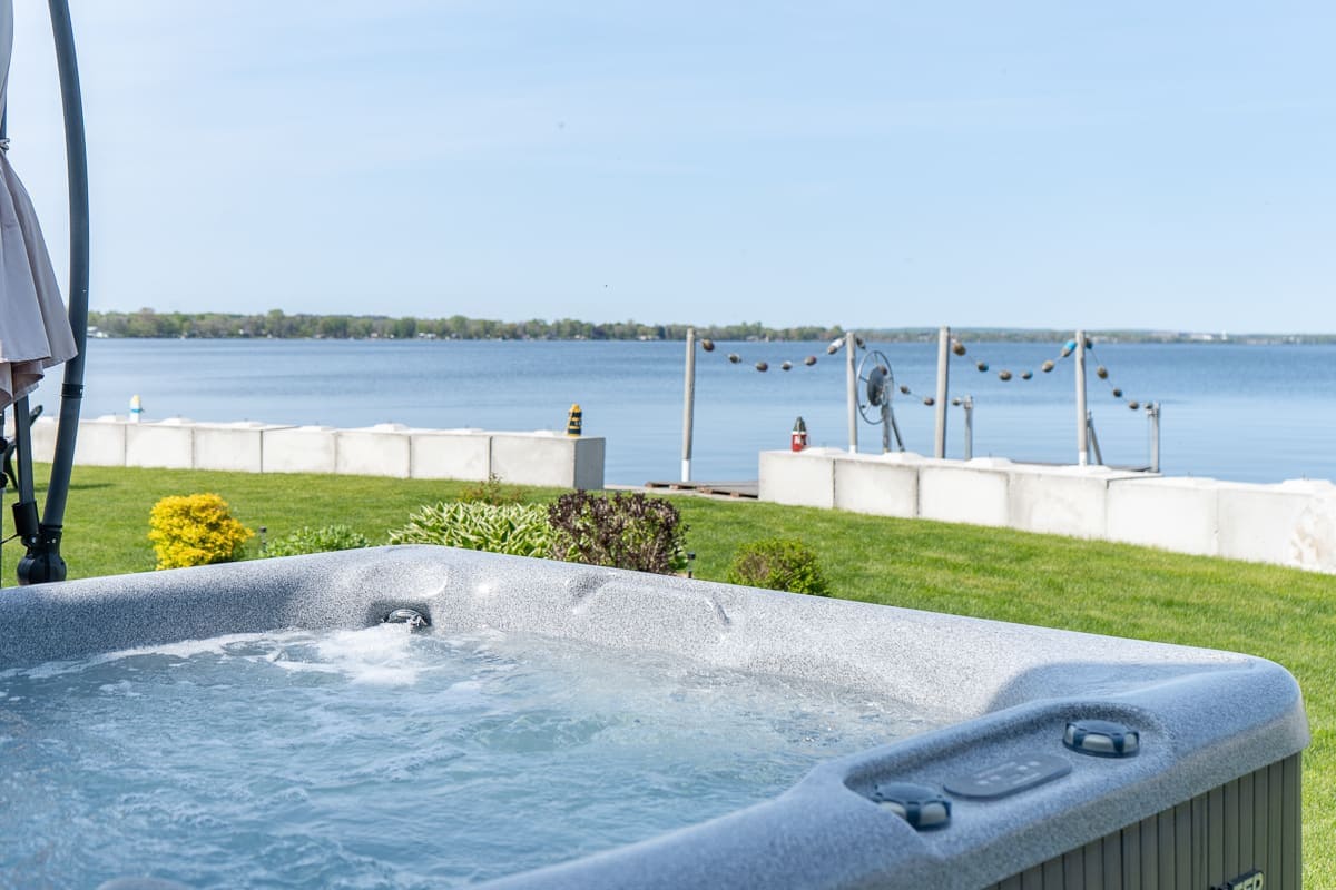 Quinte Haven - Waterfront slice of paradise