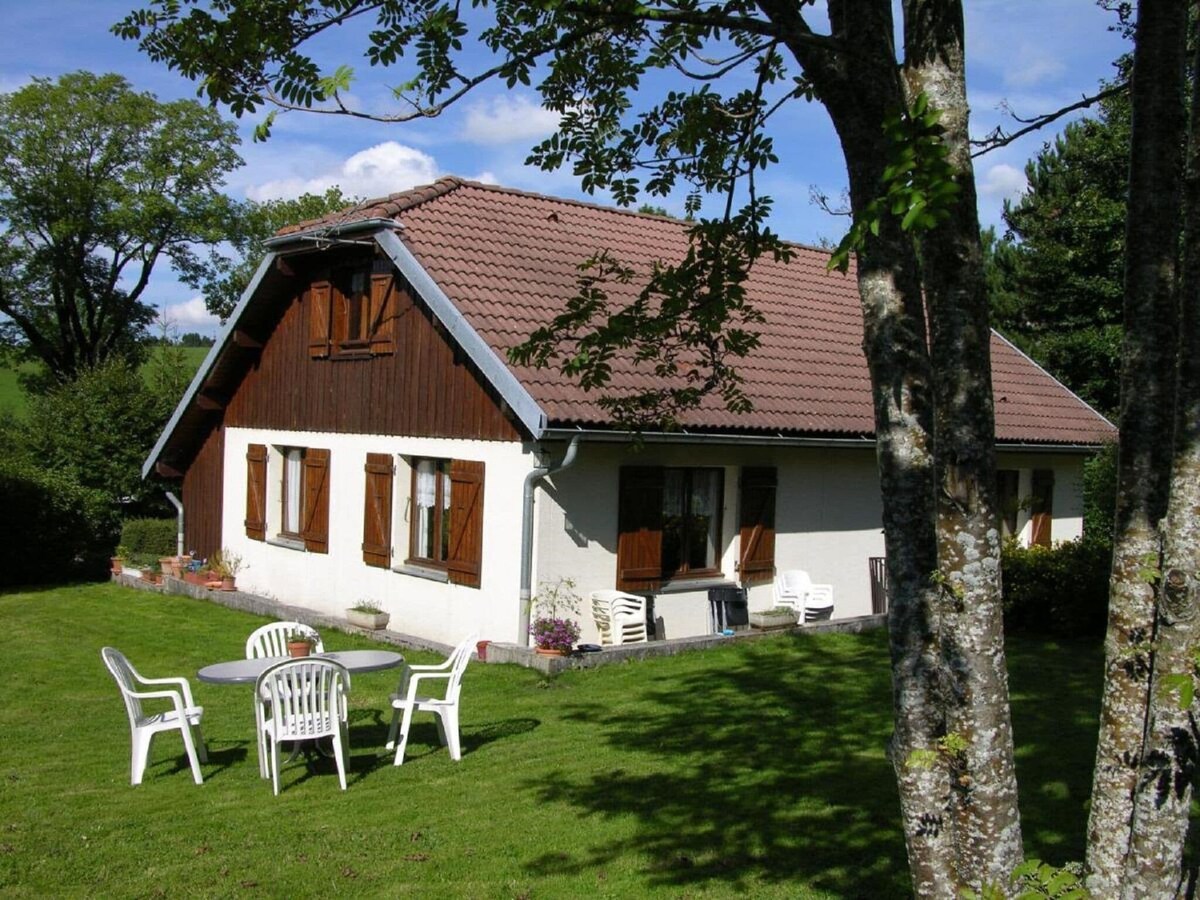 Gîte de la Marandine in Métabief with Garden