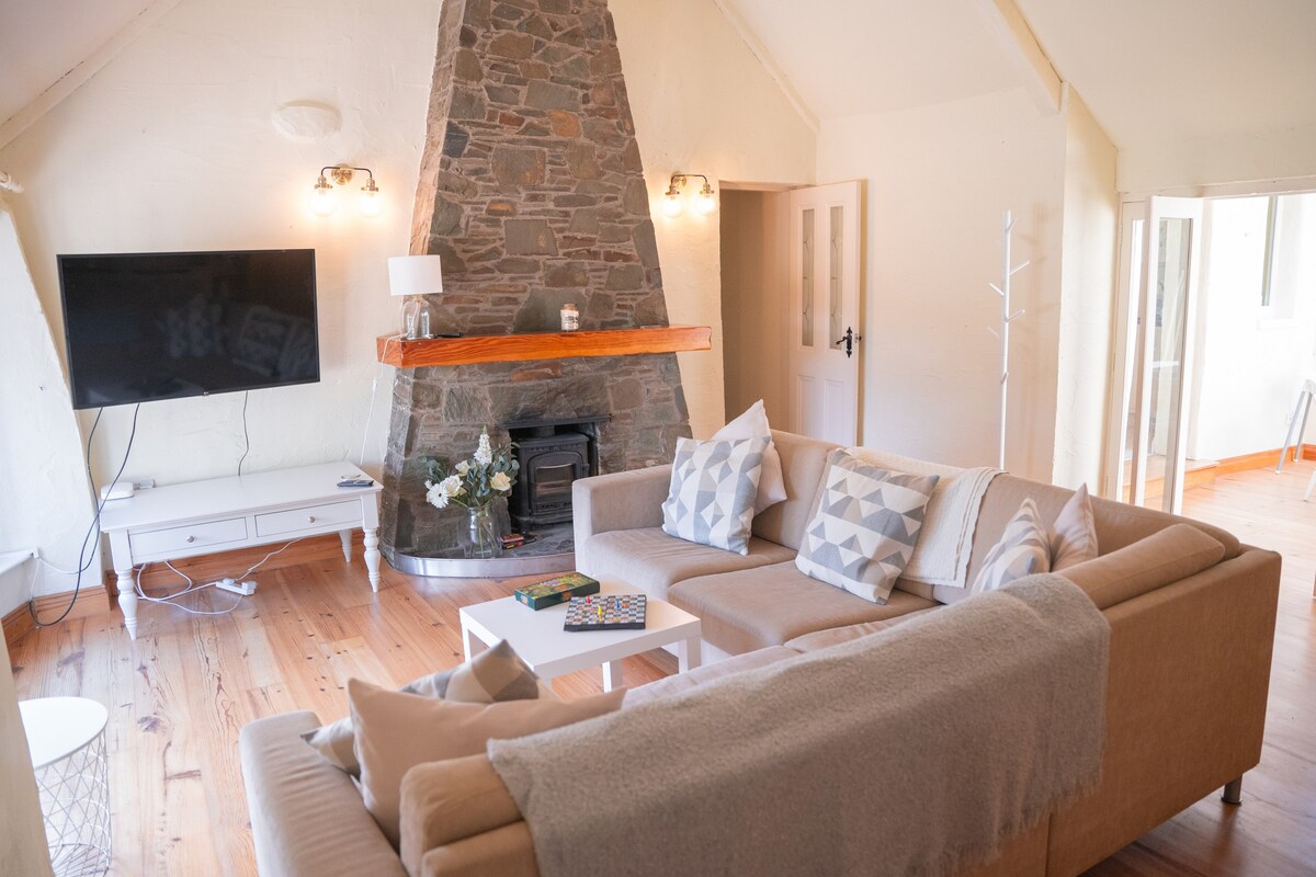 Traditional Newly Refurbished Cottage for 6 guests