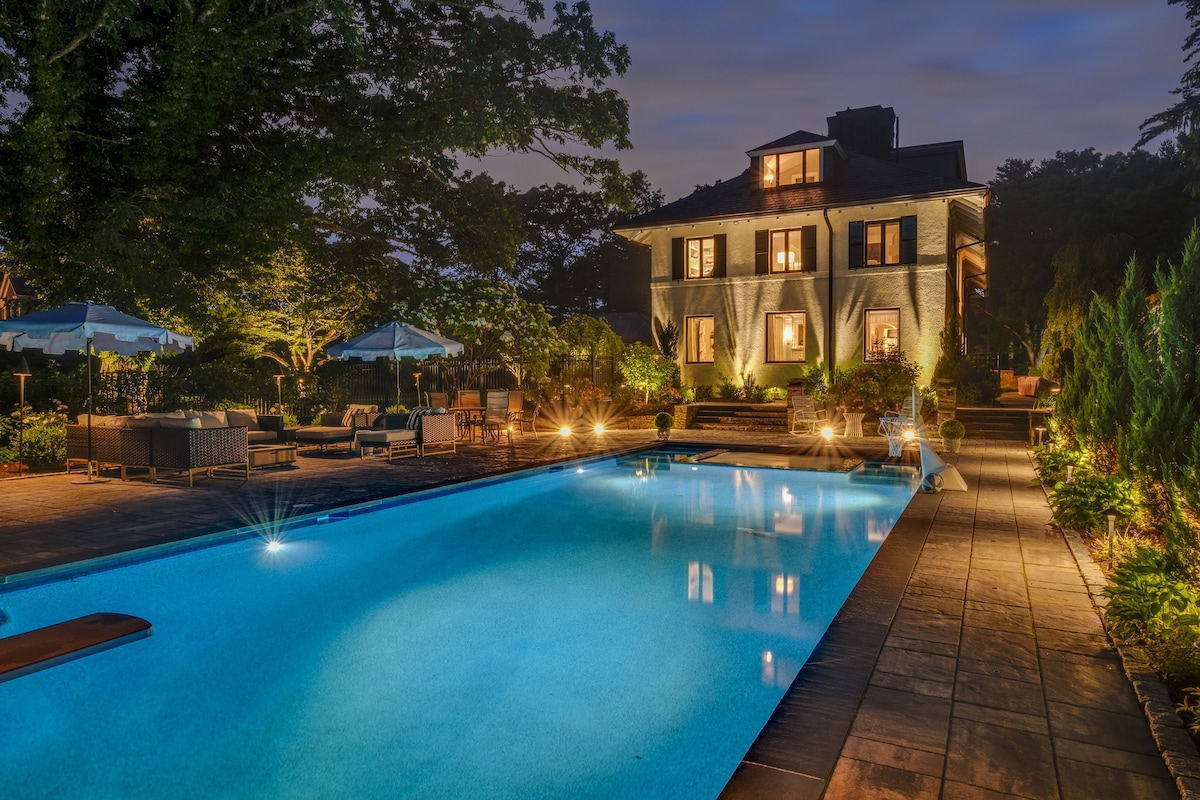 Boston Mansion | Heated Pool | Fire Pit | Tennis