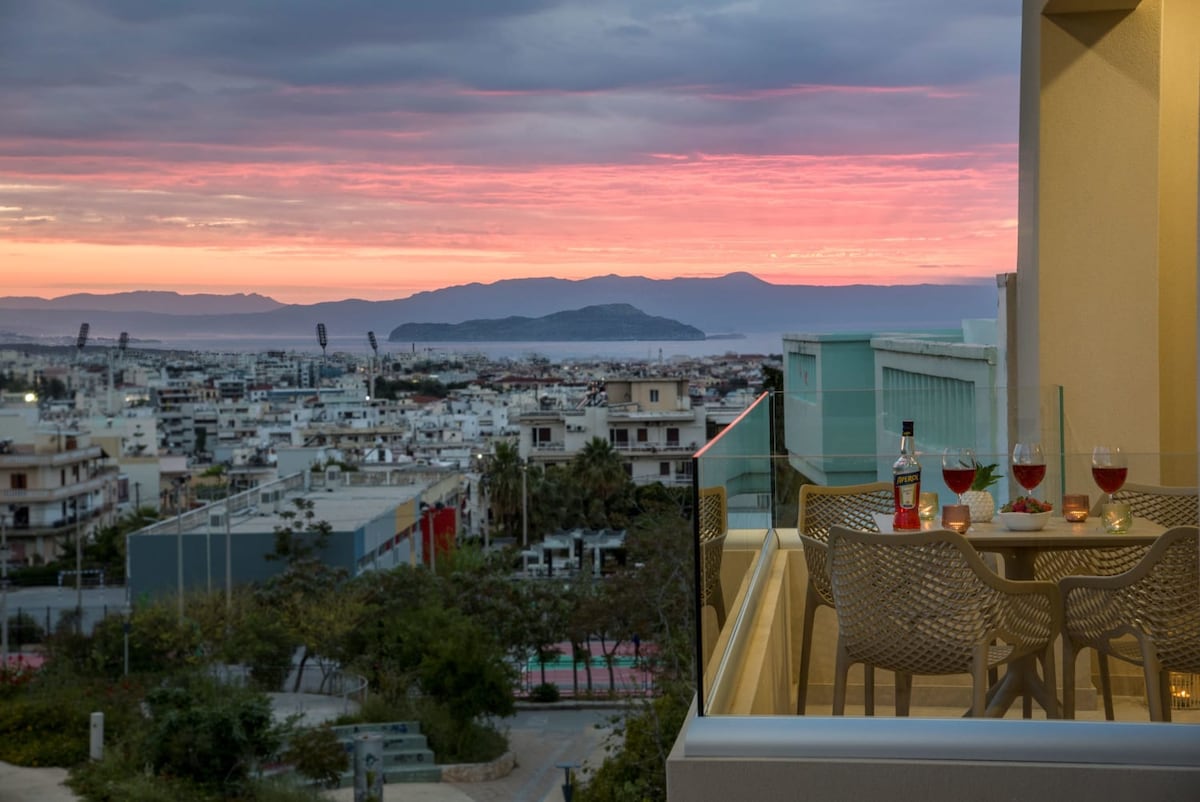 A Heaven View Park Hideaway - Chania Nest