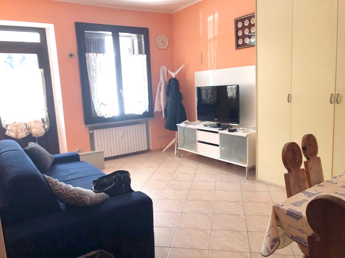 Appartement 1 km away from the slopes for 4 ppl.