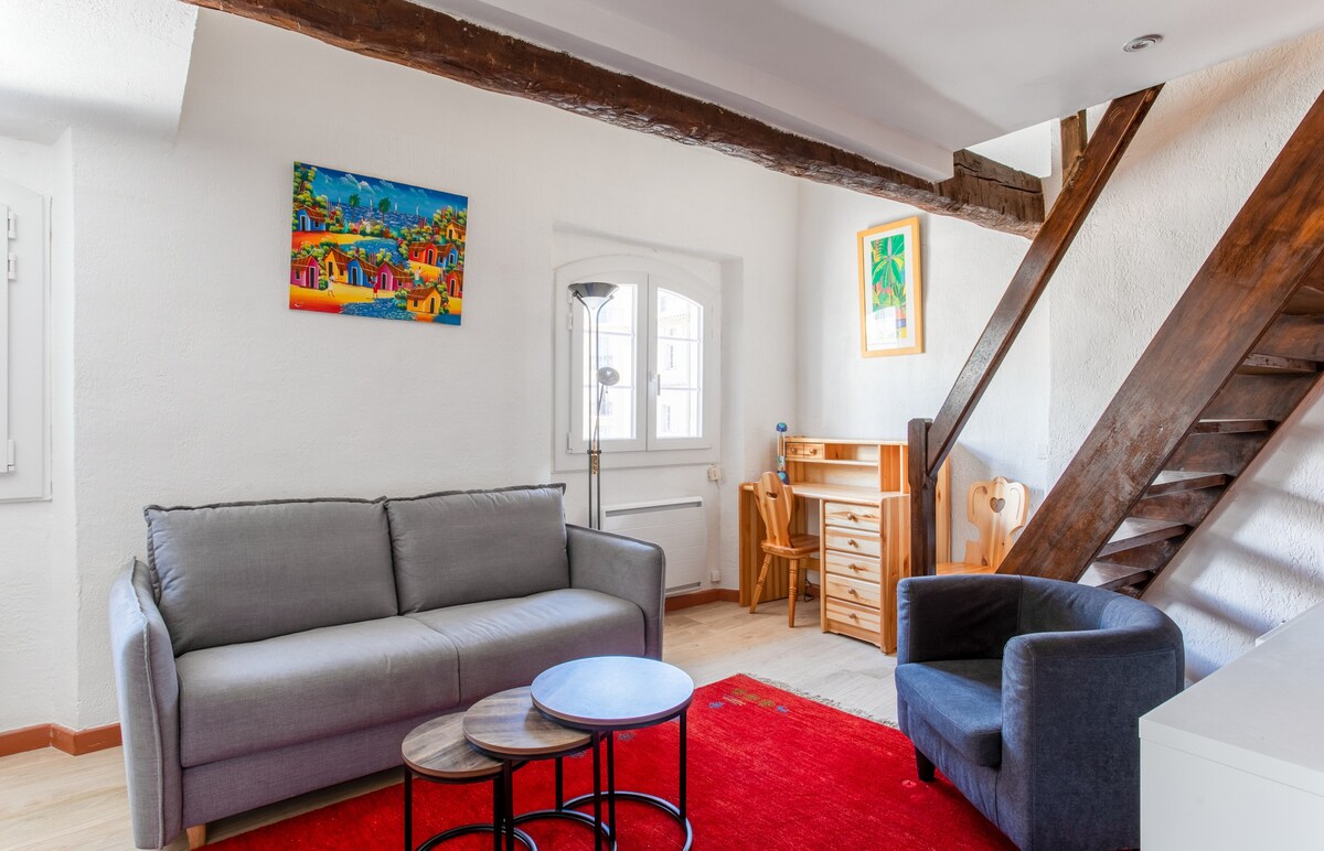 Charming 1br giving on Toulon's opera - Welkeys