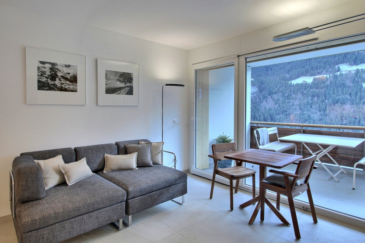 Luxury little nook in the center of Champéry