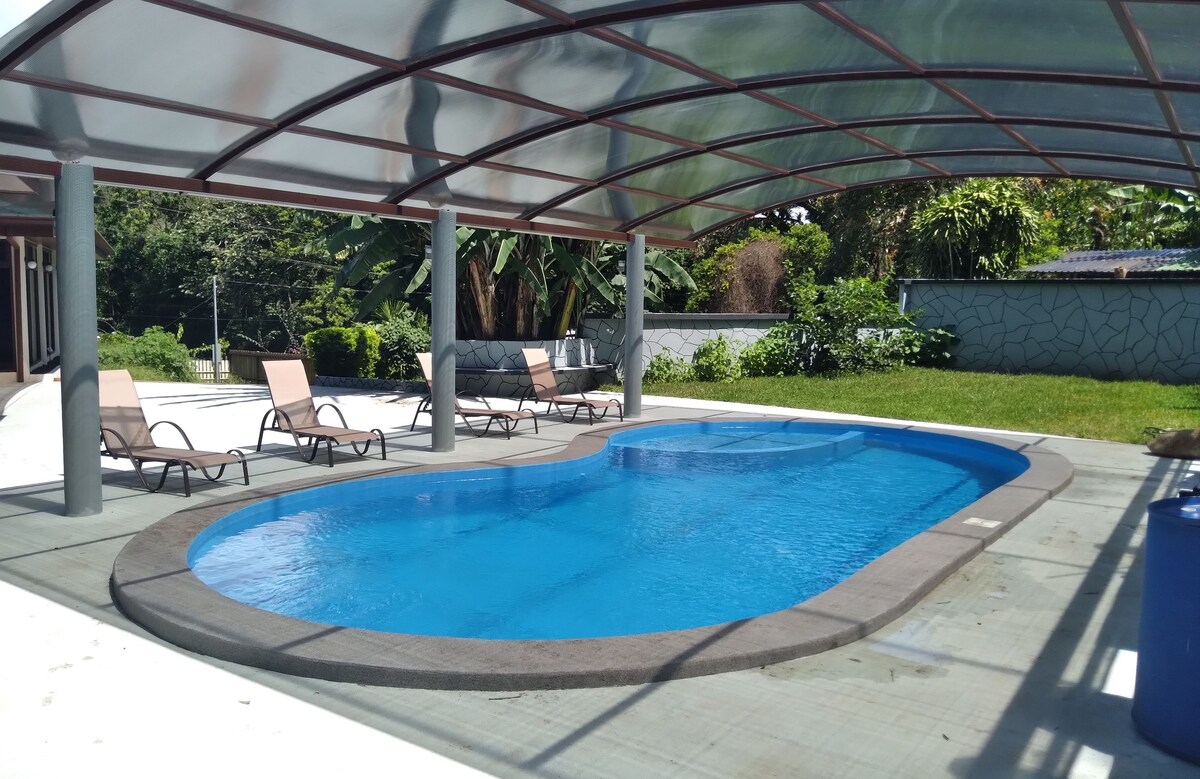 Luxury Peaceful Lake Dream Villa With Pool 2