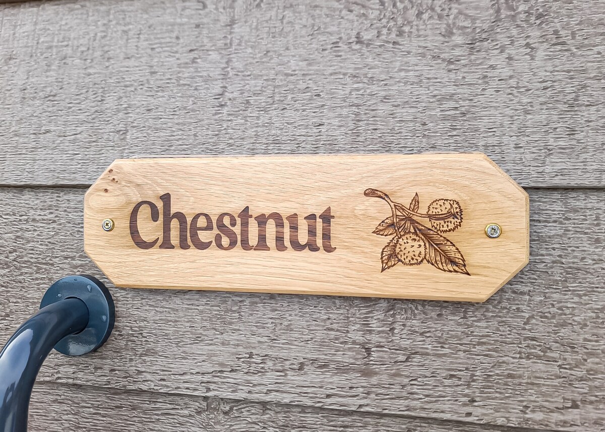 Chestnut Lodge (p/f) vip