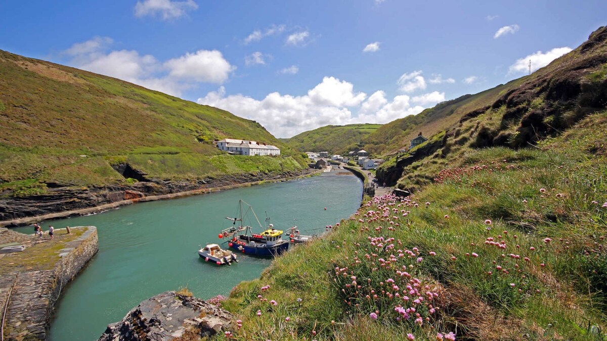 Swallow Cottage near Boscastle sleeps 2