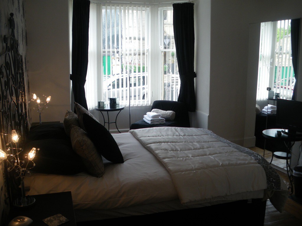 Double Room at Castle Gate Guest House