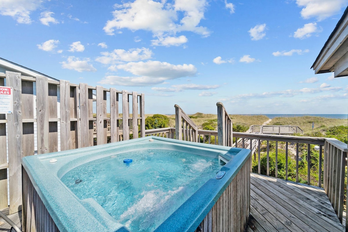 Oceanfront | Dog Friendly | Beach Access| Hot Tub