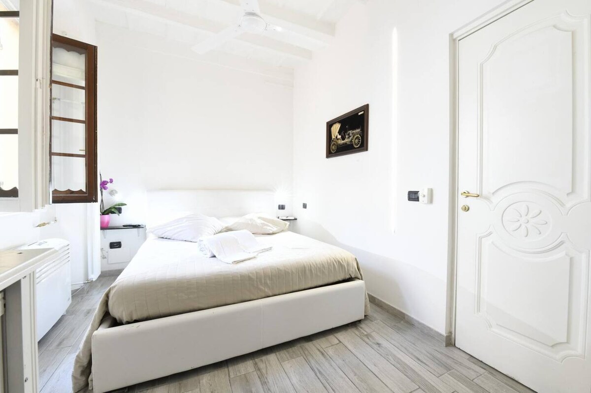 Stylish 4-Rooms Apt Close to Duomo di Como