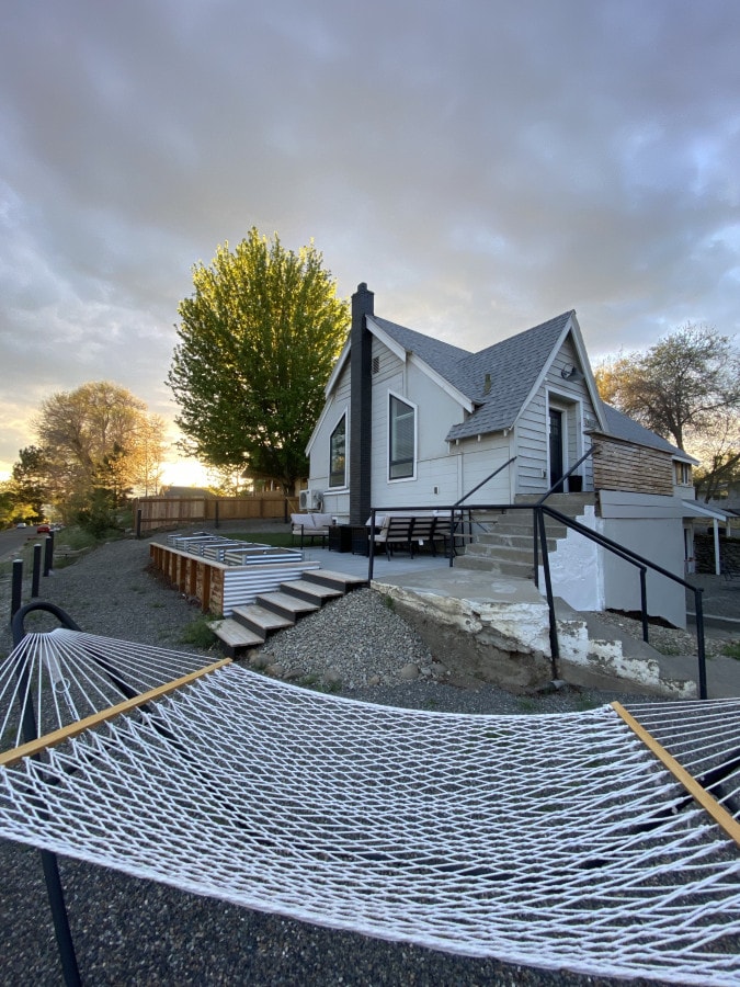 Ellensburg 7 Bedroom Churchhouse Retreat