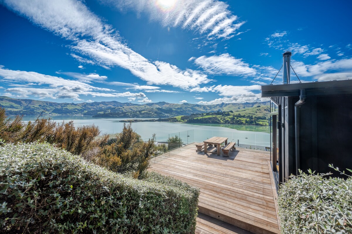 Million Dollar View - Takamatua Holiday Home