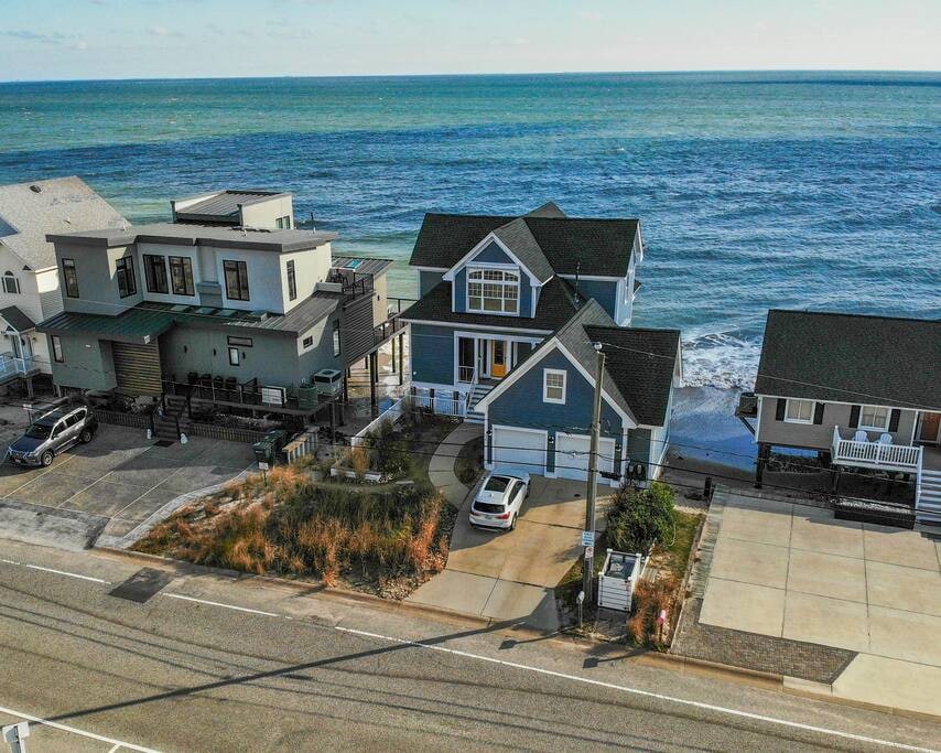 Beachfront 2 Dwellings EV charger