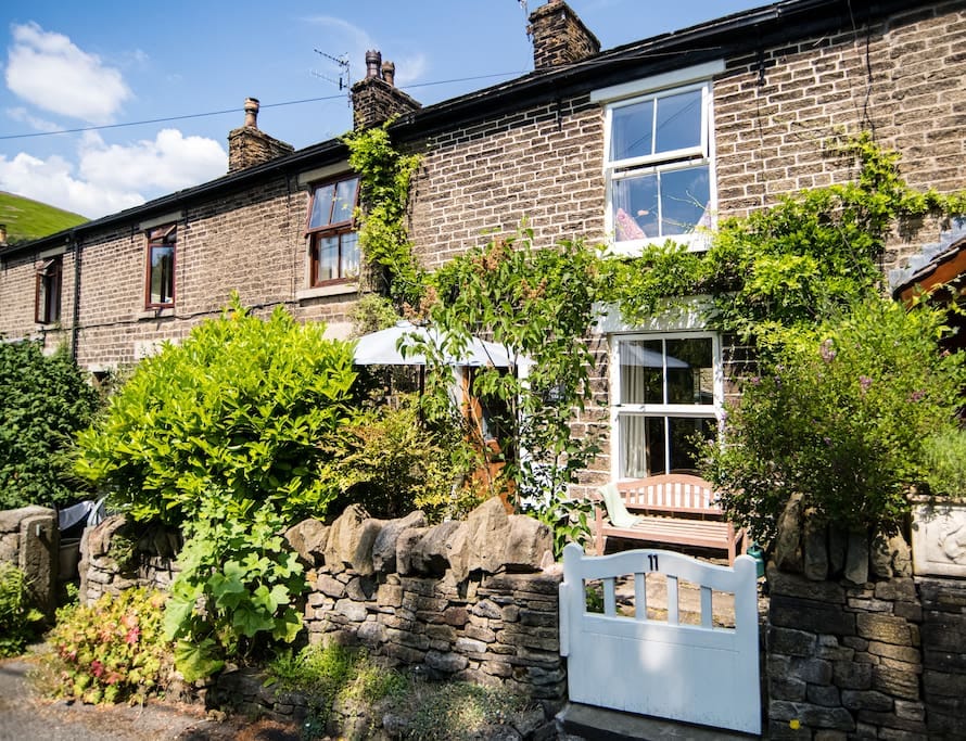 Beautiful Country Cottage