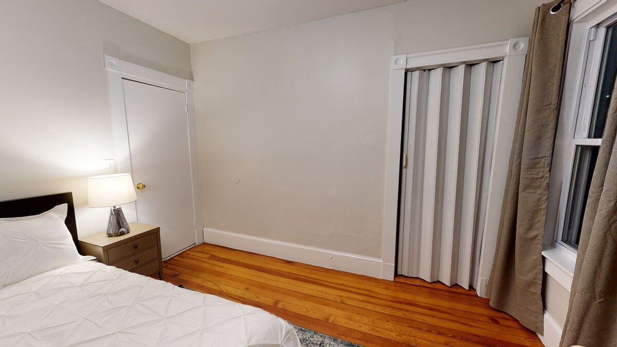 Full Bedroom C in #816: Somerville