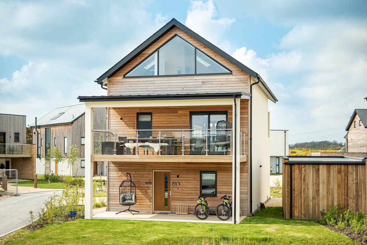 Chalk Hill View (OI26), Silverlake, Dorset