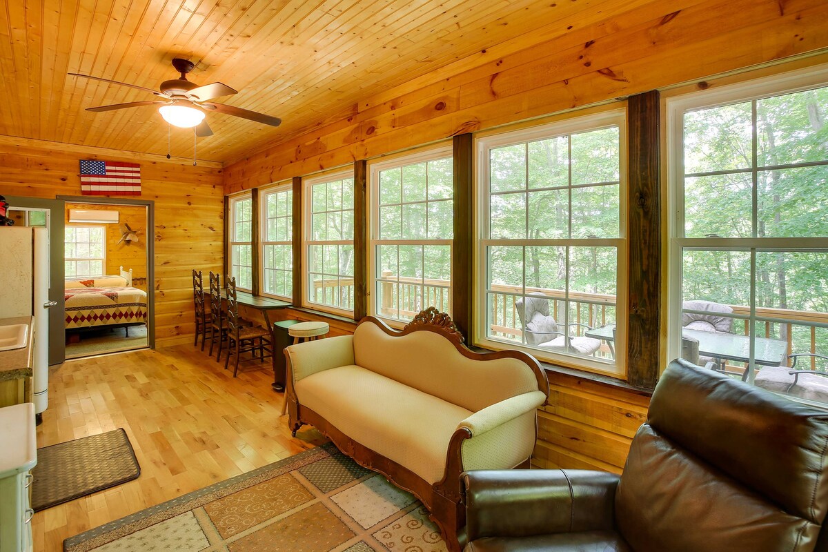 Byrdstown Cabin - w/ Fire Pit, Near Marina & Lake!