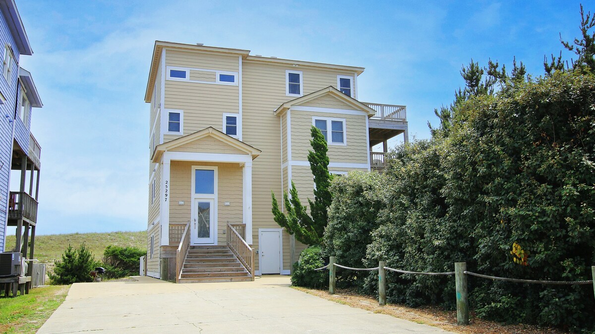 Oceanfront | Private Pool | Elevator | Hot Tub