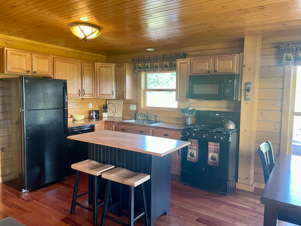 Conesus Log Cabin [Bella Vista Cottages]