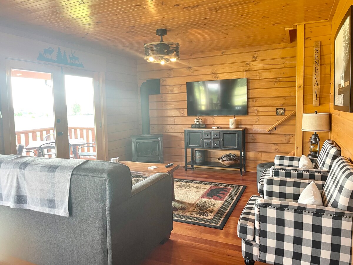 Conesus Log Cabin [Bella Vista Cottages]