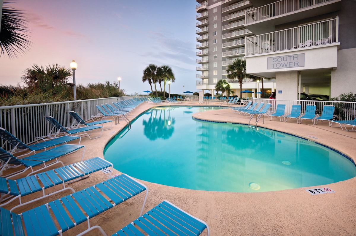 Coastal Escape: 2BR King Suite @ Wyndham Seawatch