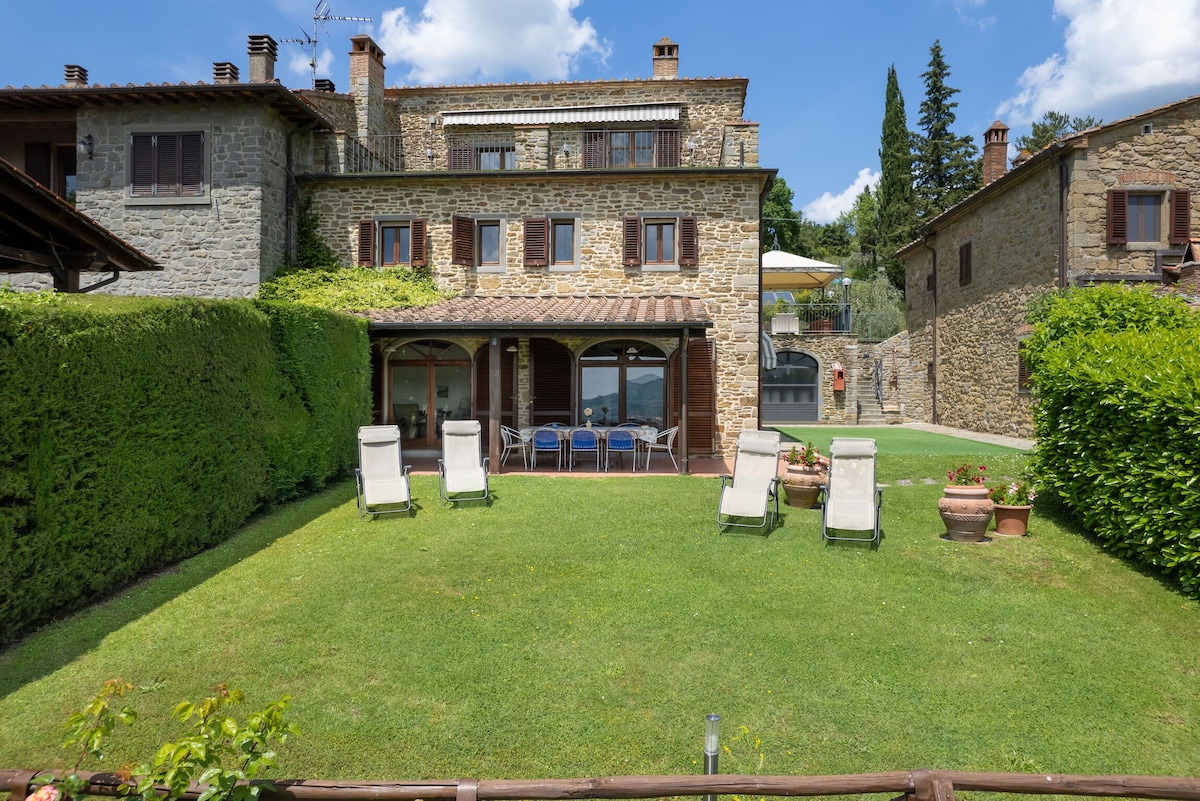 Villa Olivi - Subbiano, Toscana, Pool And Nature -