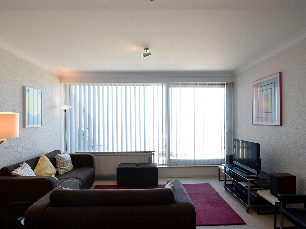 Mayfair 0304 apartment in De Haan with terrace