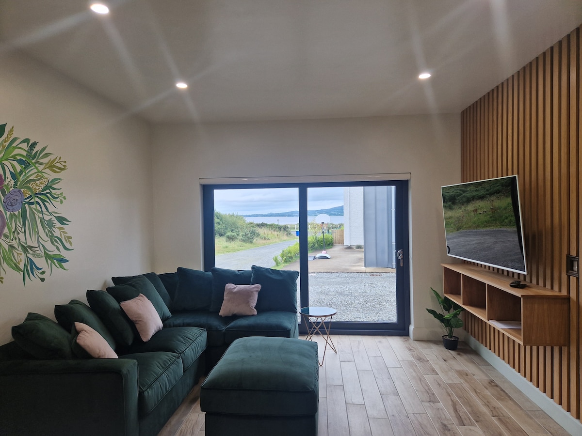 Sea View Studio, Buncrana