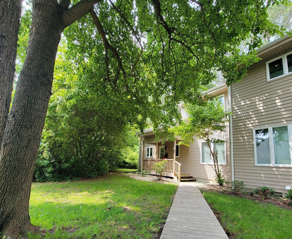 3 BR Townhouse in Bethany Beach w/ Parking Passes!