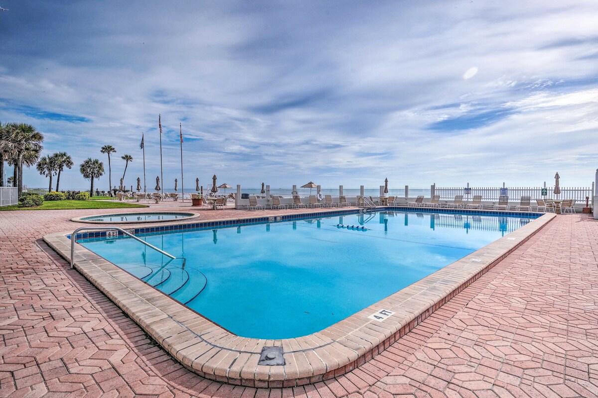 Daytona Beach Vacation Rental w/ Community Pool!