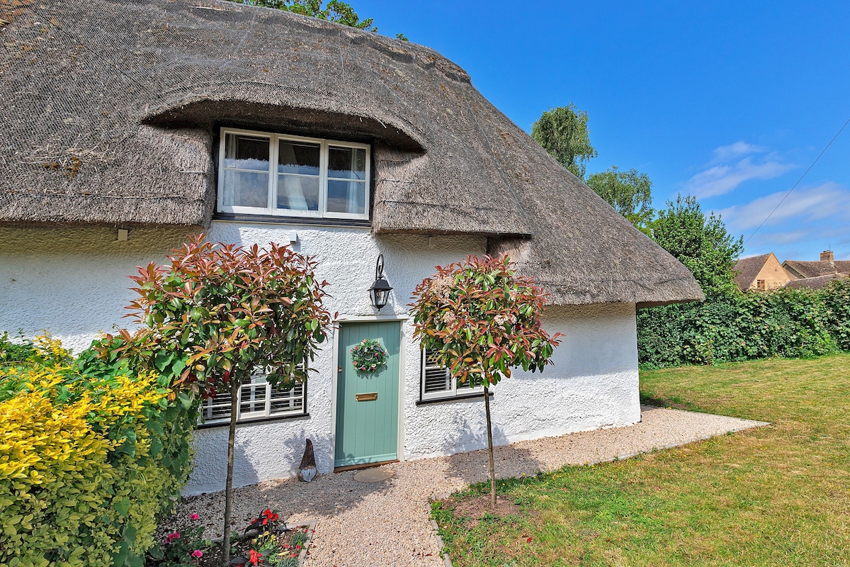 Finest Retreats | Pemberley Cottage
