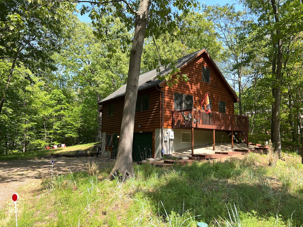 Mt. Baldy Cabin ，靠近小径和密歇根湖