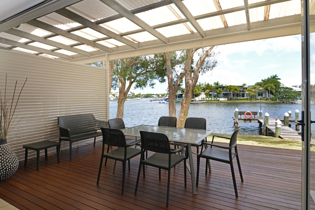Noosa Entrance 3 Bedroom Waterfront T/house - 30