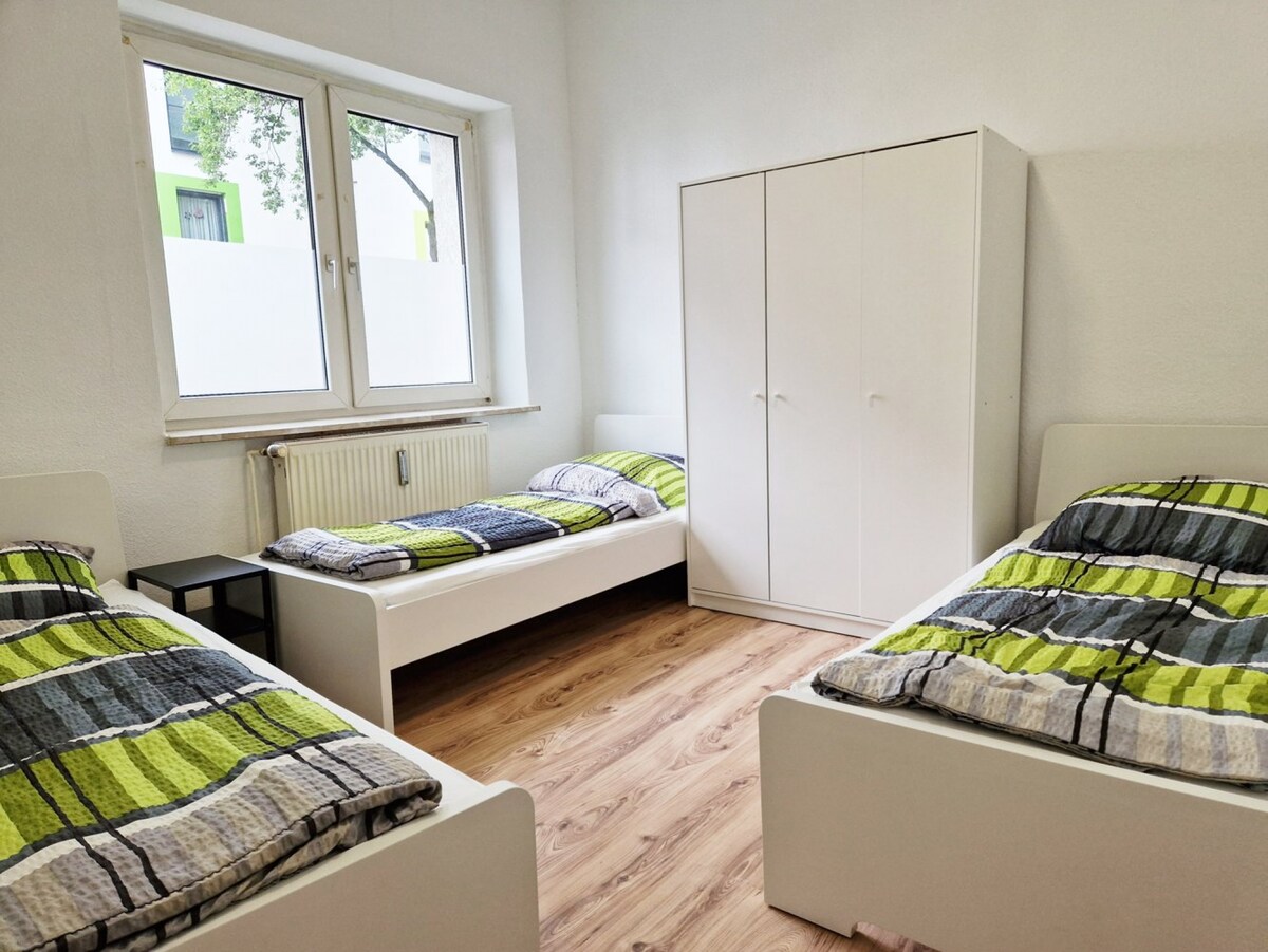 L20 Monteurwohnung mit Garten in Leverkusen