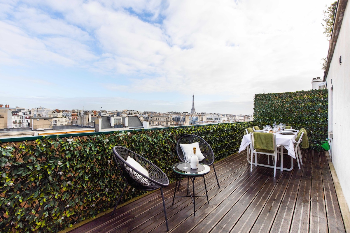 Duplex with Its Incredible View of the Eiffel Towe